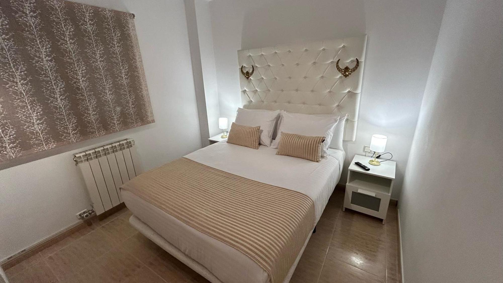 Piso Zentro Calatayud Apartment ภายนอก รูปภาพ